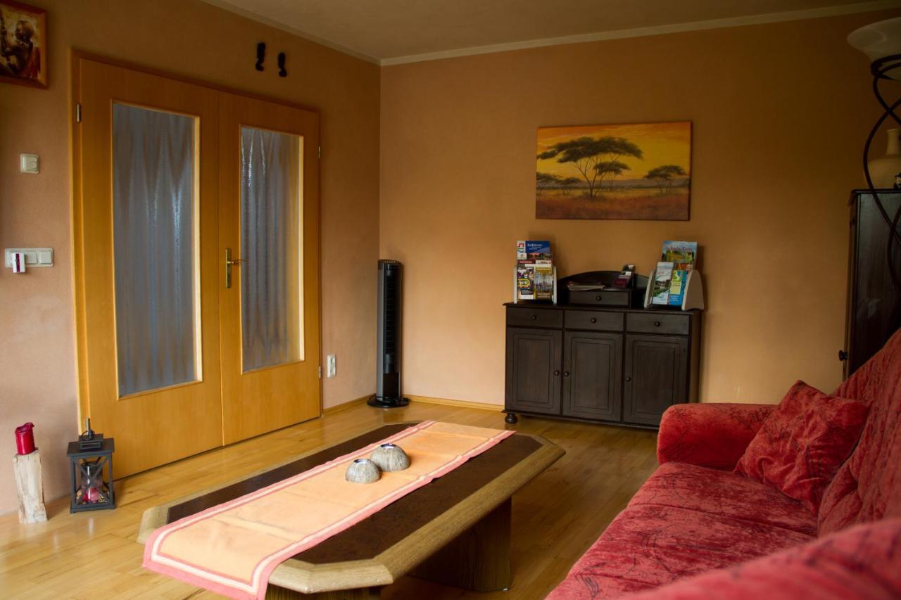 Ferienhaus Bogsi Müllrose エクステリア 写真