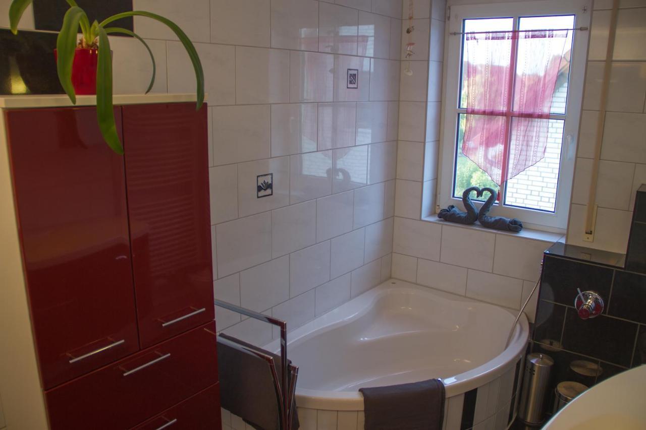 Ferienhaus Bogsi Müllrose エクステリア 写真
