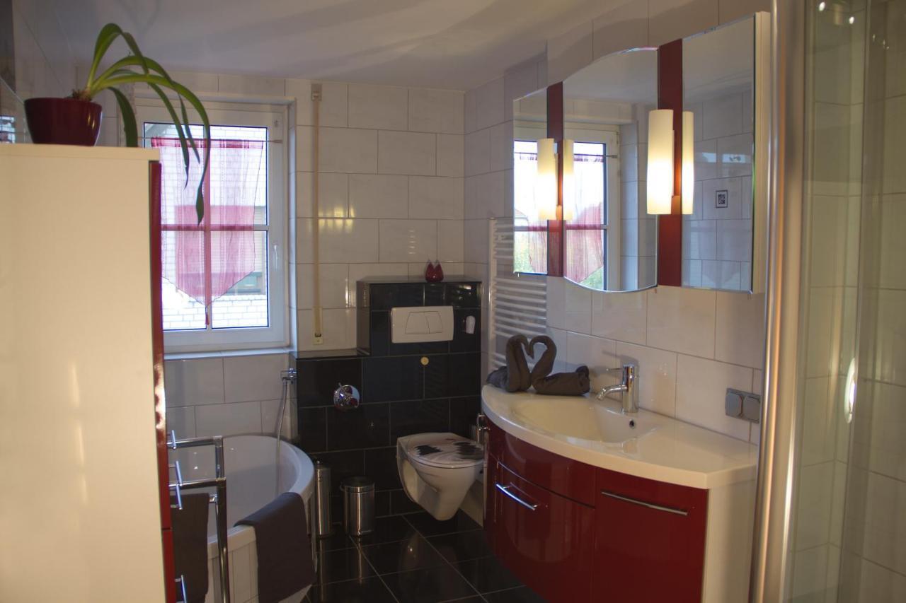 Ferienhaus Bogsi Müllrose エクステリア 写真