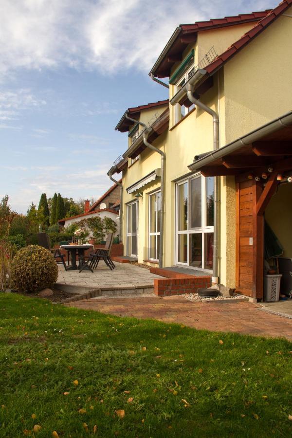 Ferienhaus Bogsi Müllrose エクステリア 写真